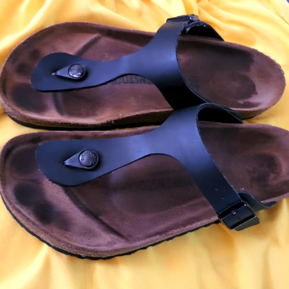 Birkenstock Gizheh black size 40